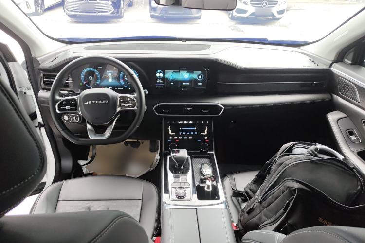 Used JETOUR X90 2022 Zilong 2.0T DCT Tiger威 Edition 5-seater Center Console