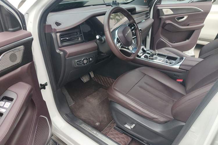 Used JETOUR X90 2022 Zilong 2.0T DCT Changsheng Edition 7-Seater Driver Seat