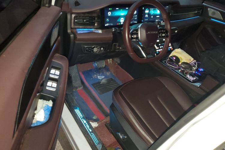 Used JETOUR X90 2022 Zilong 2.0T DCT Changsheng Edition 7-Seater Driver Seat