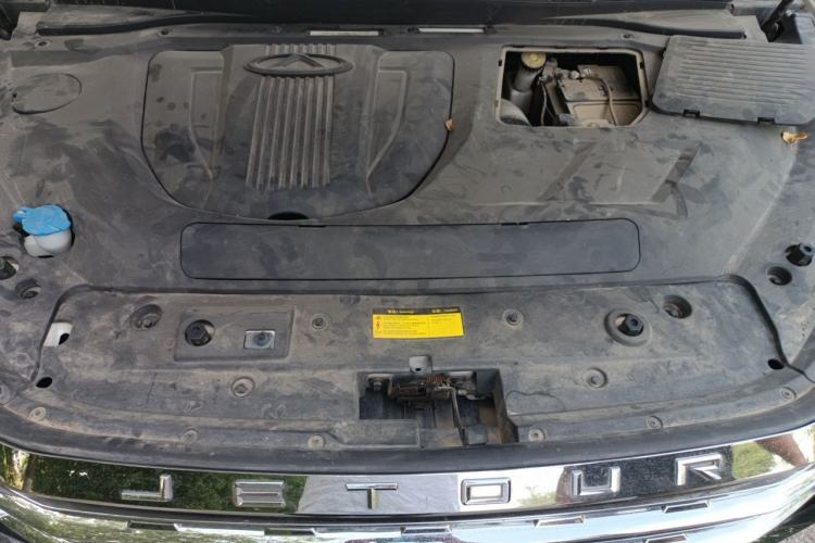 Used JETOUR X90 2022 Zilong 2.0T DCT Changsheng Edition 5-seater Engine Bay