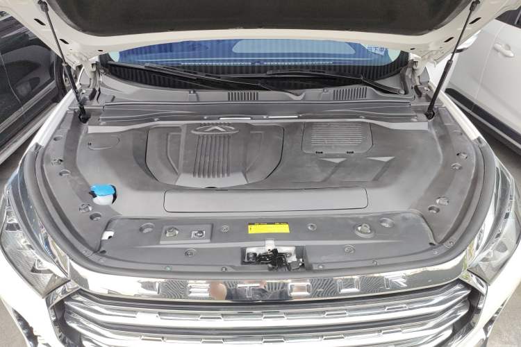 Used JETOUR X90 2022 Zilong 2.0T DCT Tiger威 Edition 5-seater Engine Bay