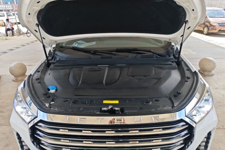 Used JETOUR X90 2022 Zilong 2.0T DCT Changsheng Edition 7-Seater Engine Bay