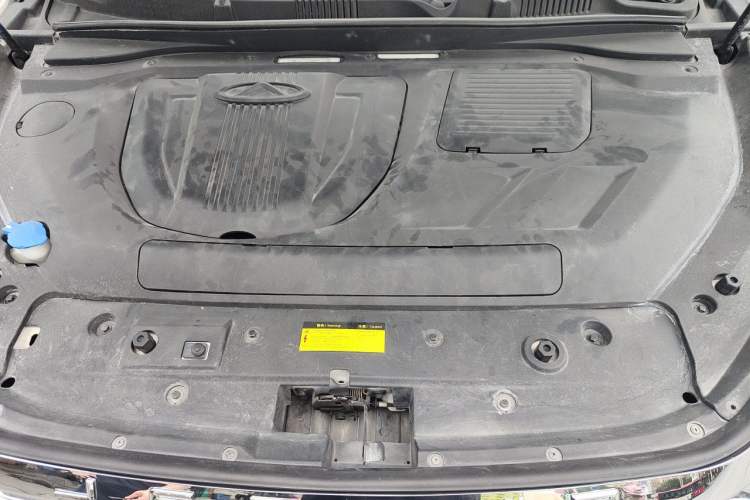 Used JETOUR X90 2022 Zilong 2.0T DCT Changsheng Edition 7-Seater Engine Bay