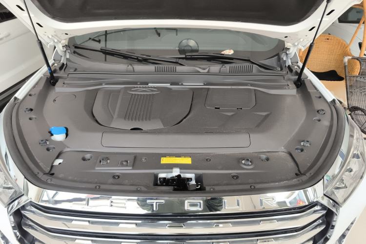 Used JETOUR X90 2022 Zilong 2.0T DCT Changsheng Edition 5-seater Engine Bay