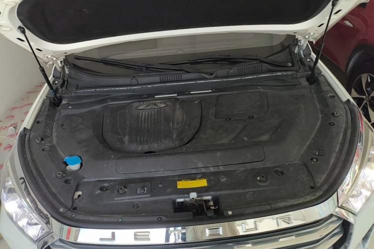 Used JETOUR X90 2022 Zilong 2.0T DCT Changsheng Edition 5-seater Engine Bay