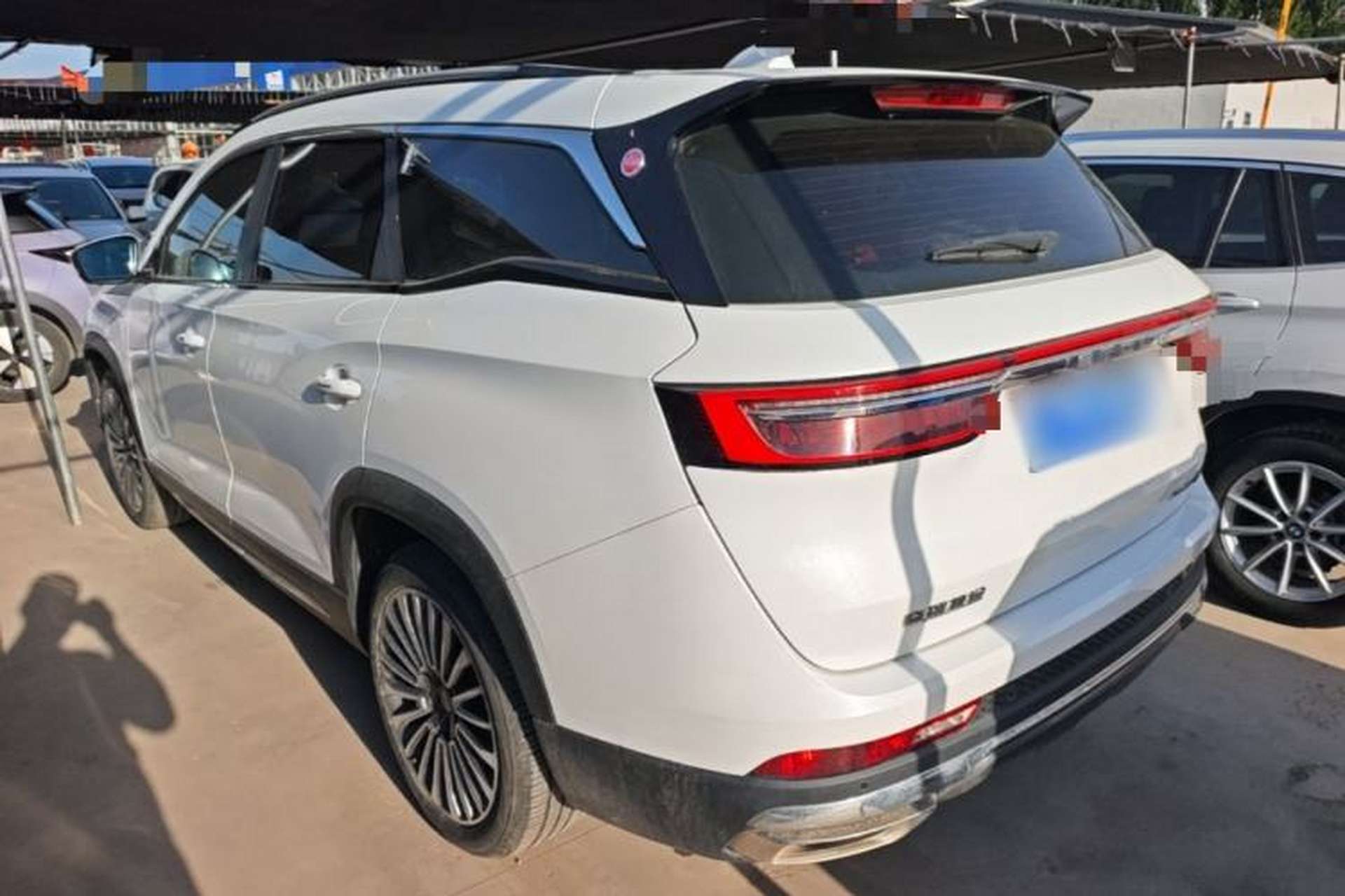 Used JETOUR X90 2022 Zilong 2.0T DCT Changsheng Edition 7-Seater Exterior 2
