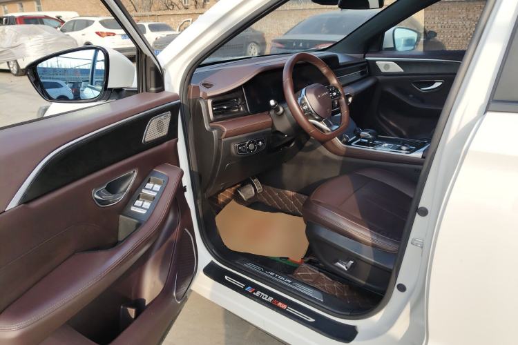 Used JETOUR X90 2022 Zilong 2.0T DCT Changsheng Edition 7-Seater Interior 3