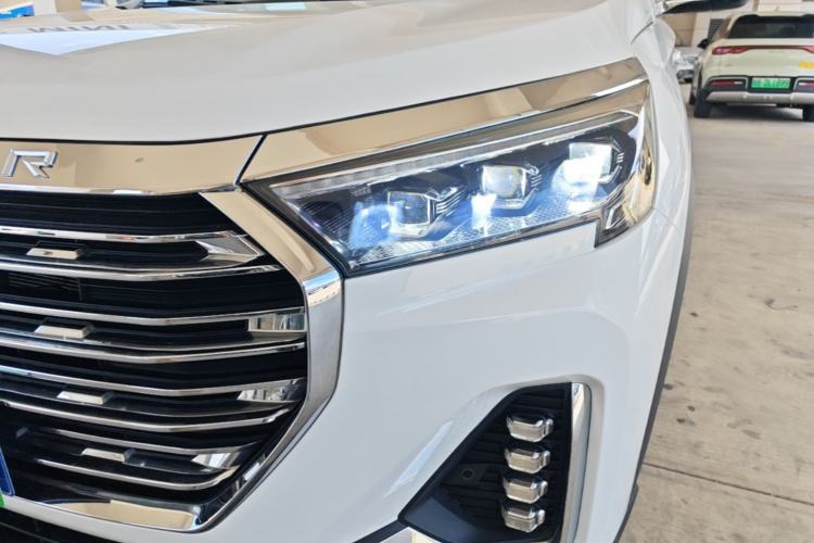 Used JETOUR X90 2022 Zilong 2.0T DCT Changsheng Edition 7-Seater Left Front Headlight