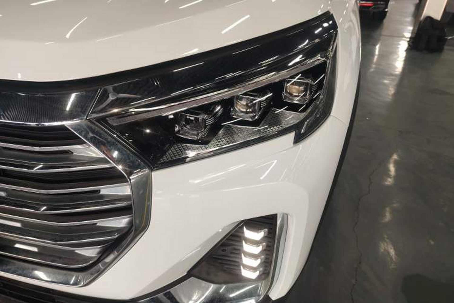 Used JETOUR X90 2022 Zilong 2.0T DCT Changsheng Edition 7-Seater Left Front Headlight
