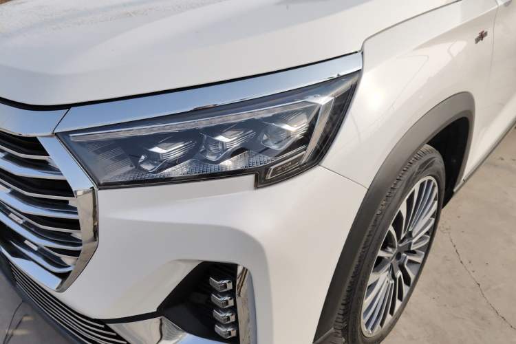 Used JETOUR X90 2022 Zilong 2.0T DCT Changsheng Edition 7-Seater Left Front Headlight