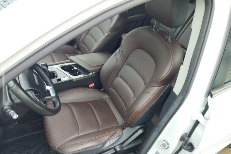 Used JETOUR X90 2022 1.5T Manual Shadow Comfort Edition 7 Seats Left Front Seat