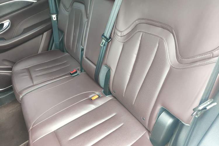 Used JETOUR X90 2022 Zilong 2.0T DCT Changsheng Edition 7-Seater Left Rear Seat