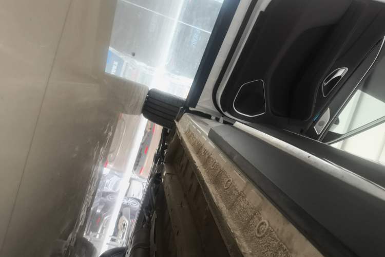 Used JETOUR X90 2022 Zilong 2.0T DCT Changsheng Edition 5-seater Left Side Sill