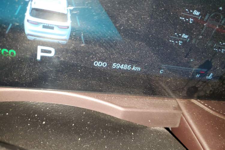 Used JETOUR X90 2022 Zilong 2.0T DCT Changsheng Edition 7-Seater Odometer Close Up