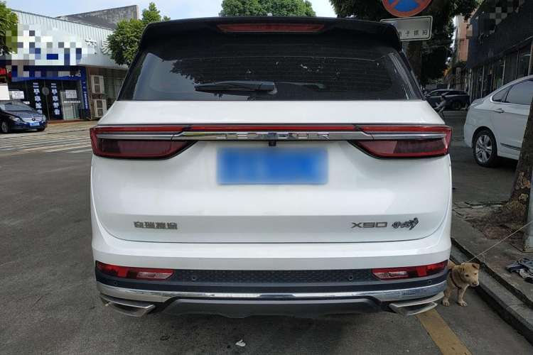 Used JETOUR X90 2022 Zilong 2.0T DCT Tiger威 Edition 7 Seats Rear