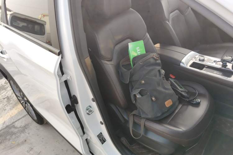 Used JETOUR X90 2022 Zilong 2.0T DCT Changsheng Edition 7-Seater Right Front Seat