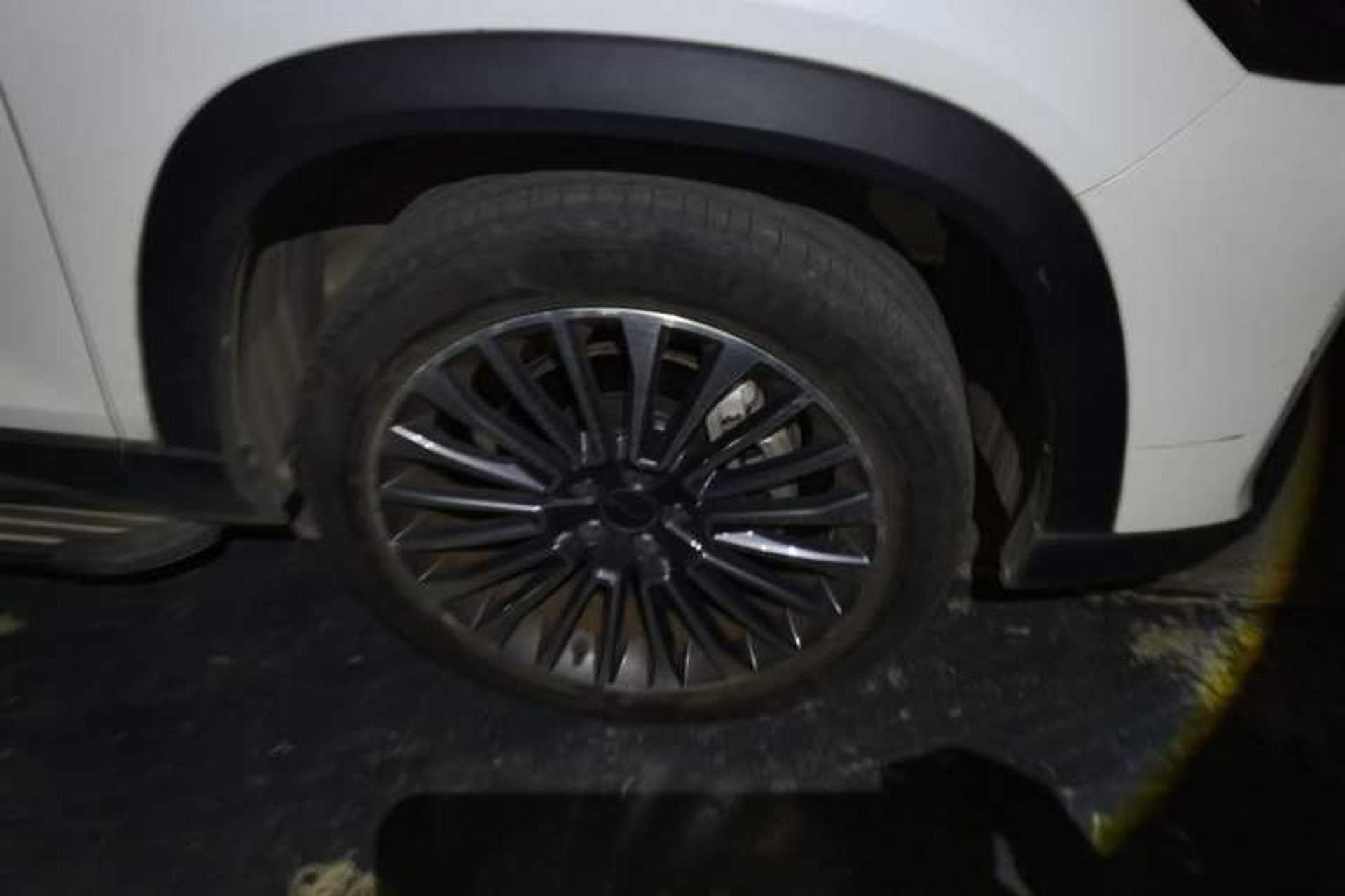 Used JETOUR X90 2022 Zilong 2.0T DCT Changsheng Edition 7-Seater Right Front Wheel Hub