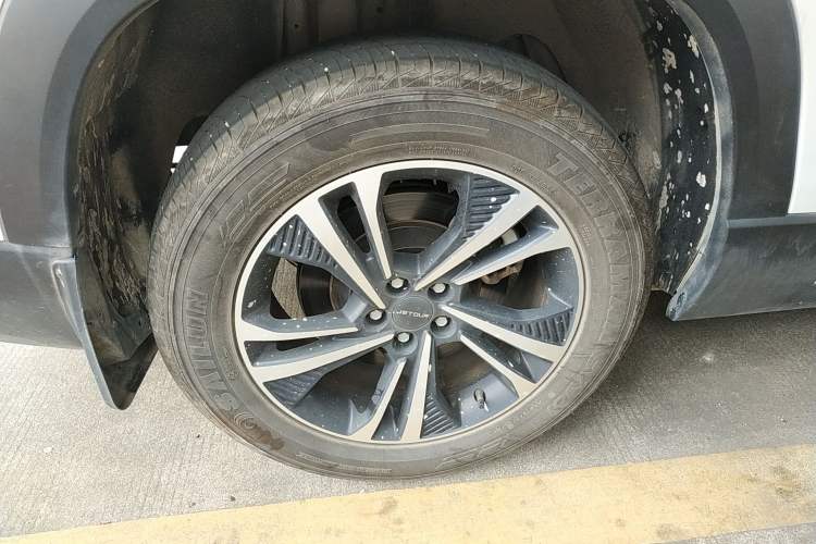 Used JETOUR X90 2022 Zilong 2.0T DCT Tiger威 Edition 7 Seats Right Rear Wheel Hub