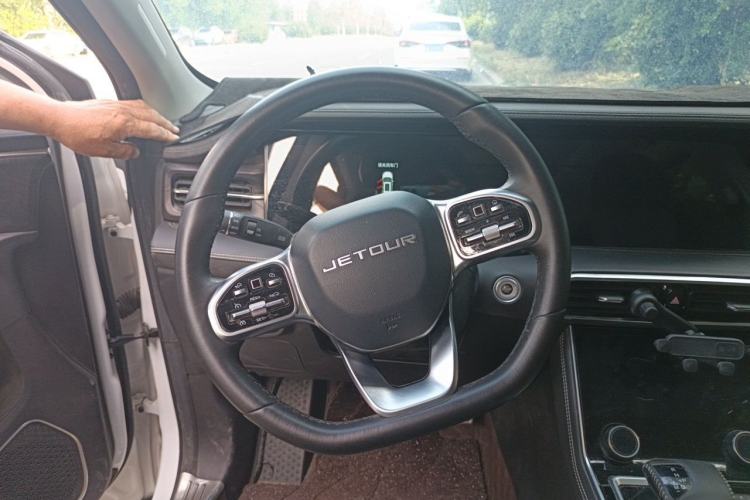 Used JETOUR X90 2022 Zilong 2.0T DCT Changsheng Edition 5-seater Steering Wheel