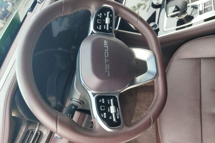 Used JETOUR X90 2022 Zilong 2.0T DCT Changsheng Edition 7-Seater Steering Wheel