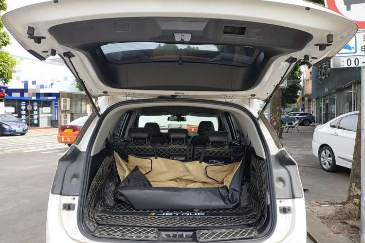 Used JETOUR X90 2022 Zilong 2.0T DCT Tiger威 Edition 7 Seats Trunk