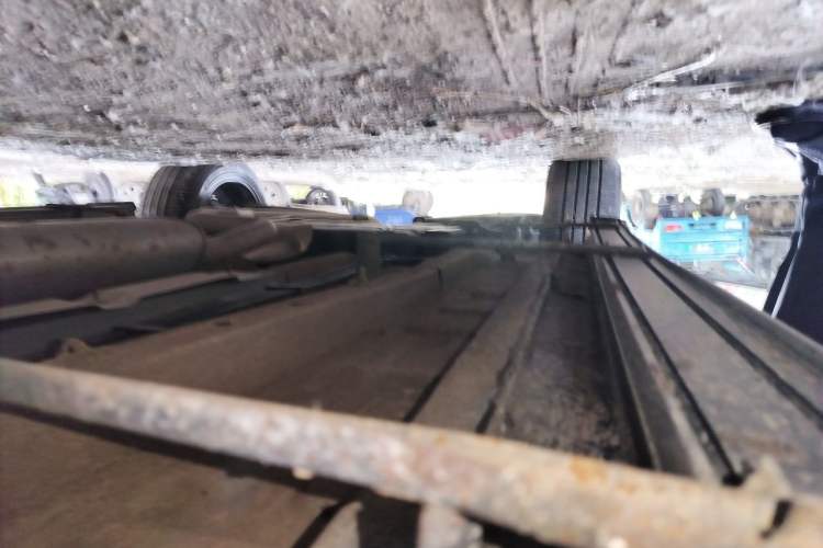 Used JETOUR X90 2023 Zilong 2.0T DCT Changsheng Edition 7-Seater Chassis Front Right