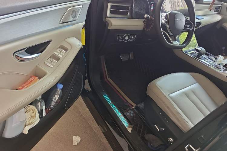 Used JETOUR X90 2023 Zilong 2.0T DCT Wushen Edition 7-Seater Driver Seat