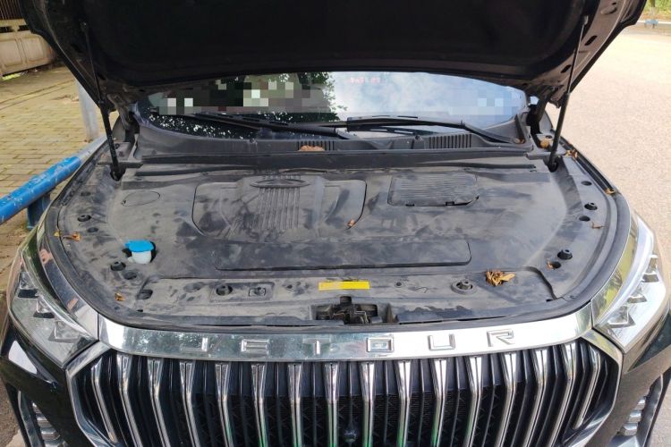 Used JETOUR X90 2023 Zilong 2.0T DCT Changsheng Edition 7-Seater Engine Bay