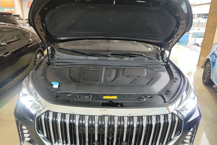Used JETOUR X90 2023 Zilong 2.0T DCT Changsheng Edition 5-seater Engine Bay