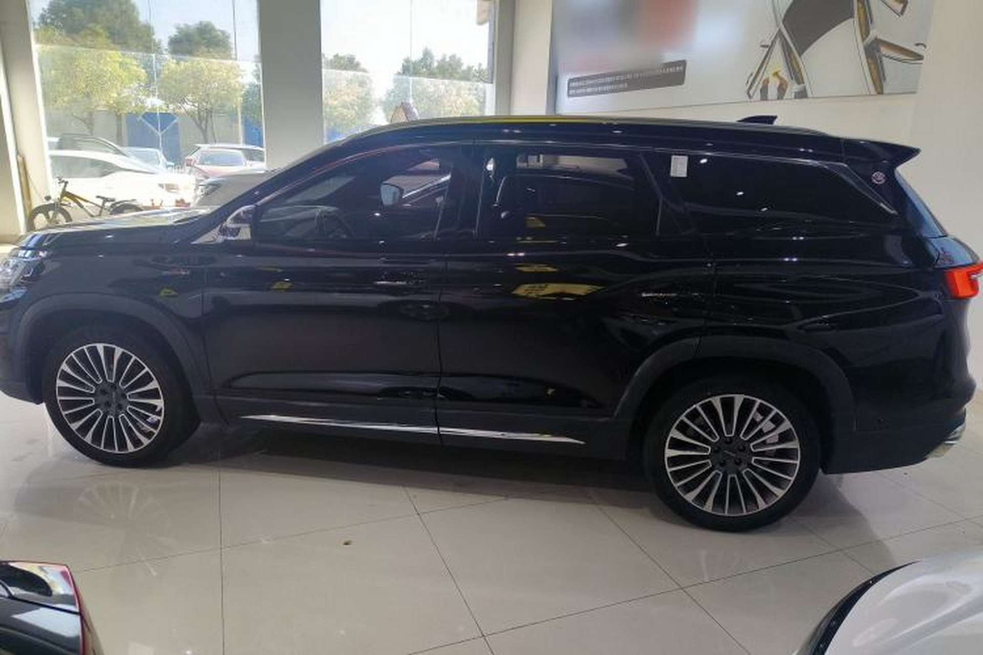Used JETOUR X90 2023 Zilong 2.0T DCT Wushen Edition 7-Seater Exterior 3