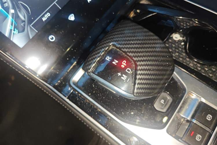 Used JETOUR X90 2023 Zilong 2.0T DCT Changsheng Edition 5-seater Gear Lever