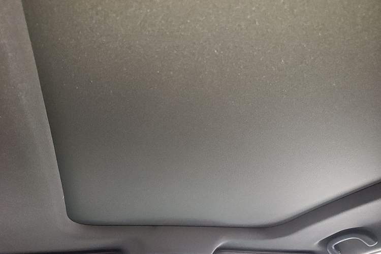 Used JETOUR X90 2023 Zilong 2.0T DCT Wushen Edition 7-Seater Headliner