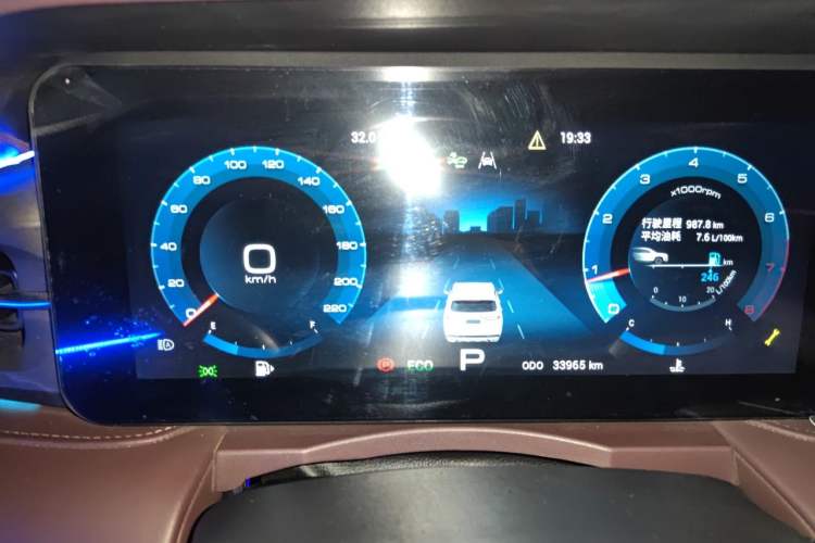 Used JETOUR X90 2023 Zilong 2.0T DCT Changsheng Edition 7-Seater Instrument Cluster