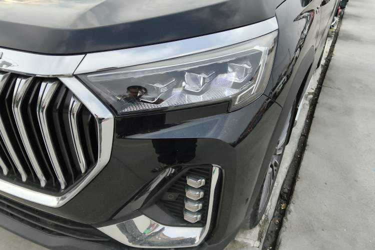 Used JETOUR X90 2023 Zilong 2.0T DCT Wushen Edition 7-Seater Left Front Headlight