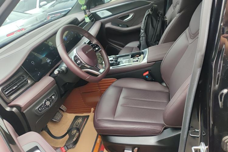 Used JETOUR X90 2023 Zilong 2.0T DCT Changsheng Edition 7-Seater Left Front Seat