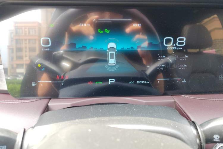 Used JETOUR X90 2023 Zilong 2.0T DCT Wushen Edition 7-Seater Odometer Close Up