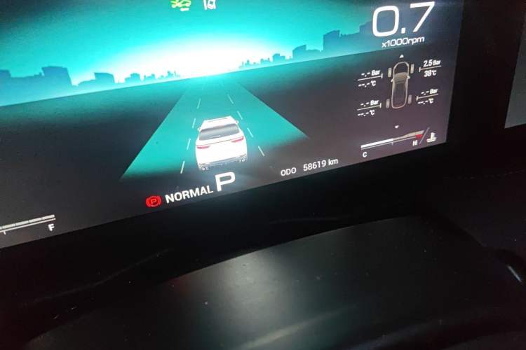 Used JETOUR X90 2023 Zilong 2.0T DCT Changsheng Edition 5-seater Odometer Close Up