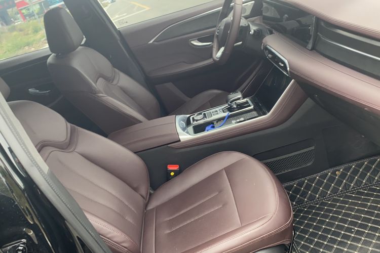 Used JETOUR X90 2023 Zilong 2.0T DCT Changsheng Edition 7-Seater Right Front Seat