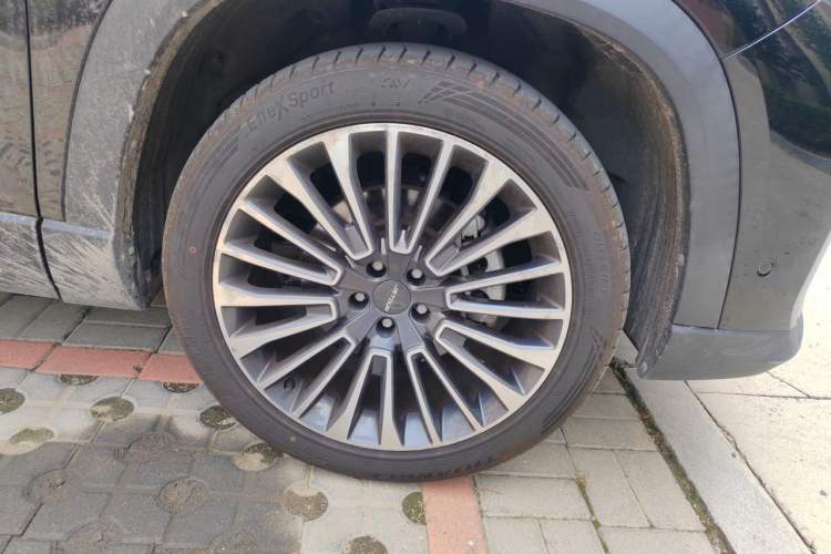 Used JETOUR X90 2023 Zilong 2.0T DCT Wushen Edition 7-Seater Right Front Wheel Hub