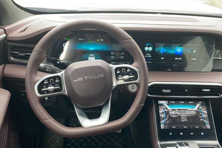 Used JETOUR X90 2023 Zilong 2.0T DCT Changsheng Edition 7-Seater Steering Wheel
