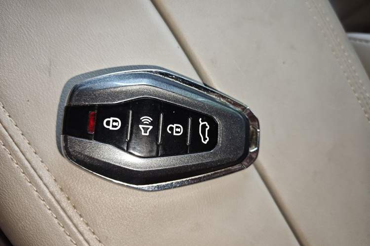 Used JETOUR X90 2023 Zilong 2.0T DCT Wushen Edition 7-Seater Vehicle Key