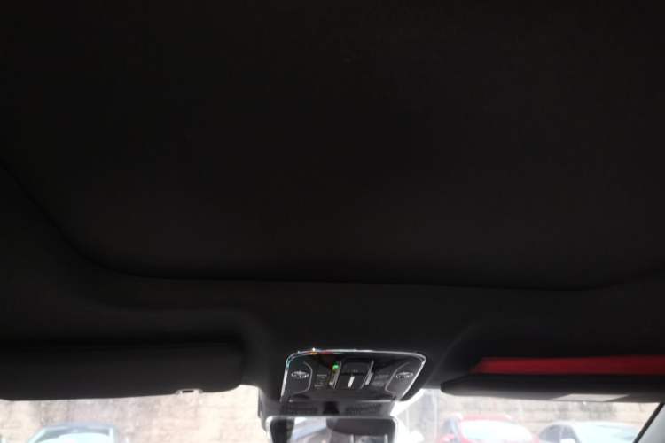 Used JETOUR X90 2023 Zilong 2.0T DCT Changsheng Edition 5-seater Headliner