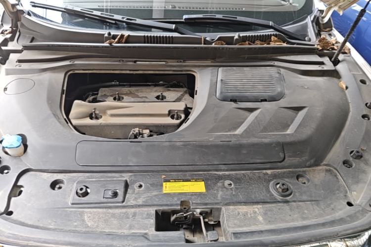 Used JETOUR X90 2023 Zilong 2.0T DCT Changsheng Edition 7-Seater Engine Bay