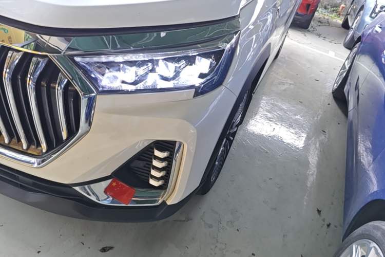 Used JETOUR X90 2023 Zilong 2.0T DCT Changsheng Edition 7-Seater Left Front Headlight