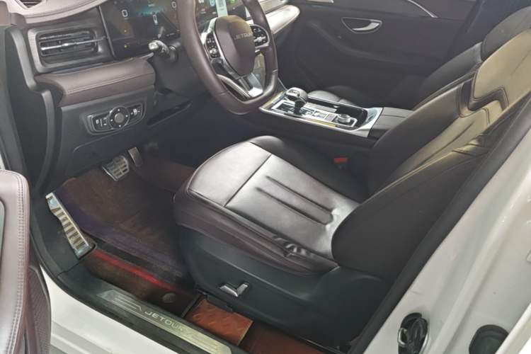 Used JETOUR X90 2023 Zilong 2.0T DCT Changsheng Edition 7-Seater Left Front Seat