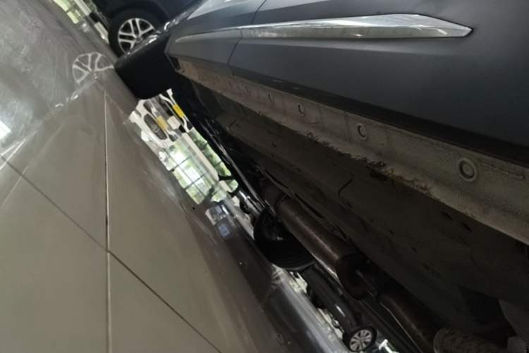 Used JETOUR X90 2023 Zilong 2.0T DCT Changsheng Edition 7-Seater Left Side Sill