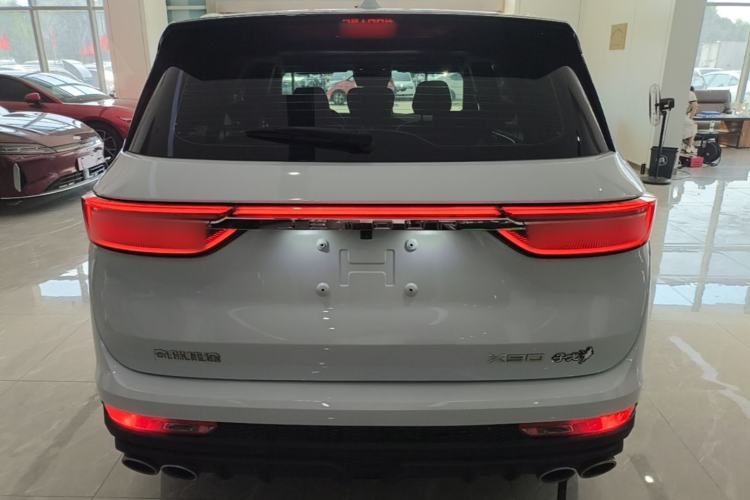 Used JETOUR X90 2023 Zilong 2.0T DCT Changsheng Edition 5-seater Rear
