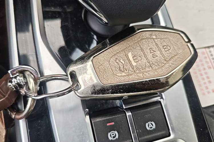 Used JETOUR X90 2023 Zilong 2.0T DCT Changsheng Edition 7-Seater Vehicle Key