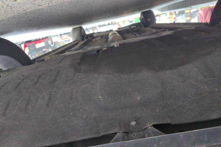 Used JETOUR X90 2024 1.6T DCT Qilin Edition 7-Seater Chassis Front