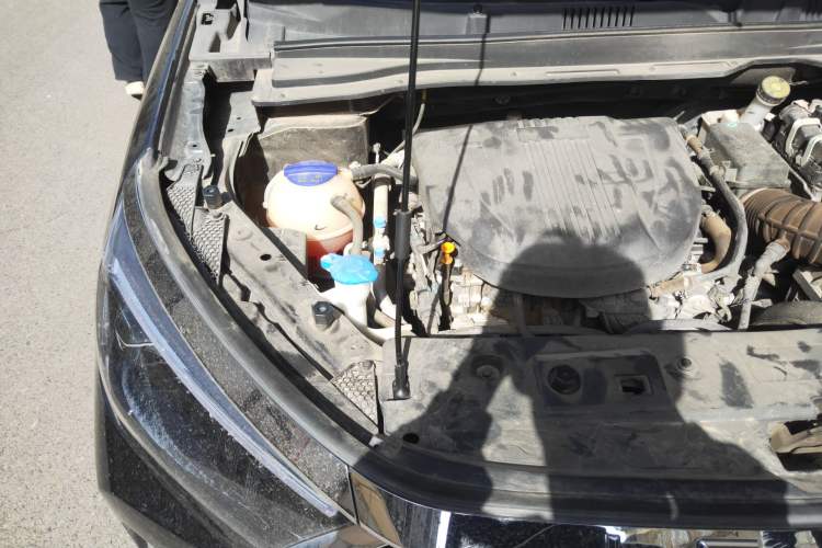 Used JETOUR X90 2024 1.6T DCT Qilin Edition 7-Seater Engine Bay Right